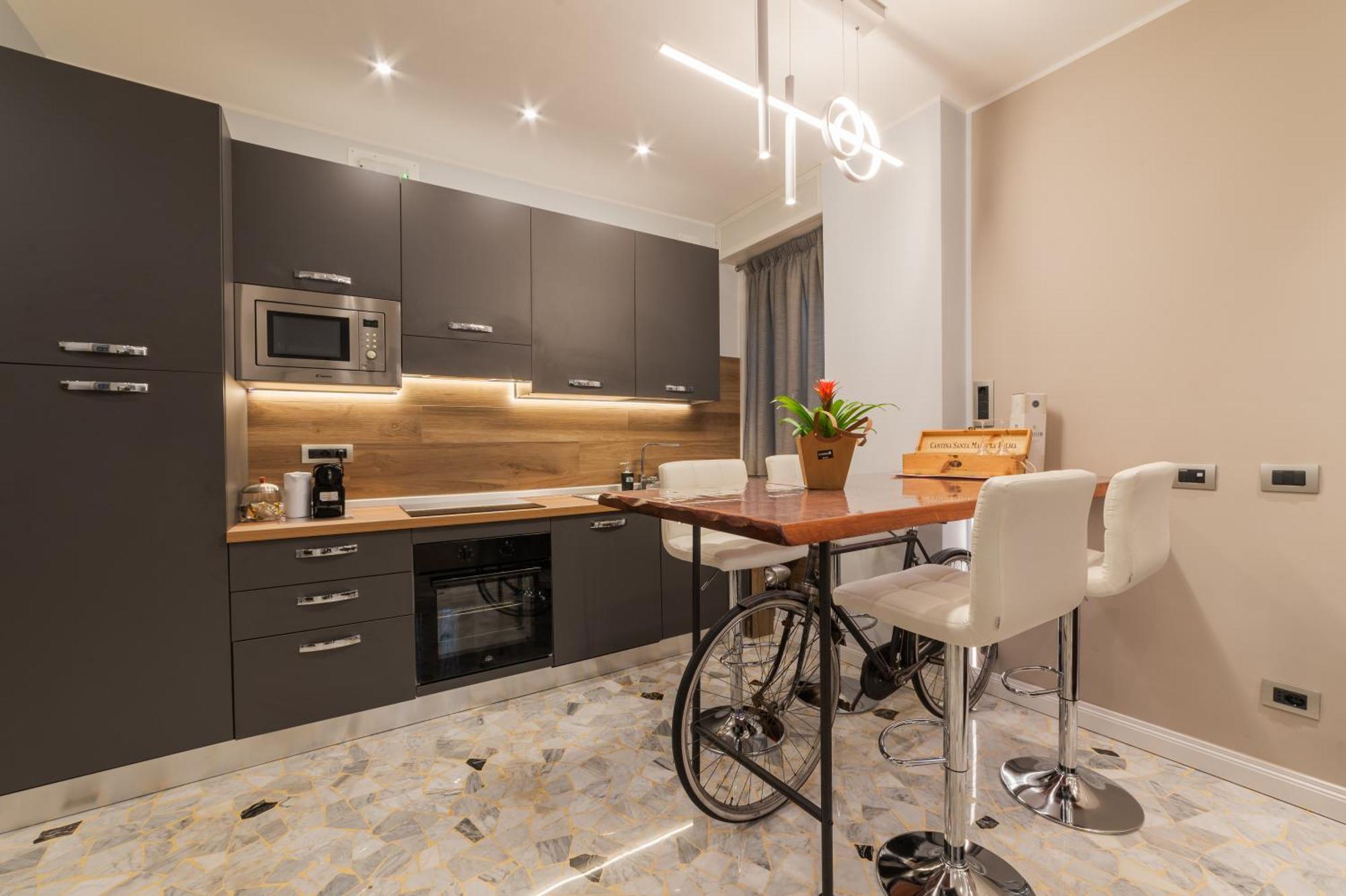 Minerva Prestige Metro C Apartment *